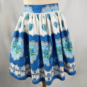 Vintage Half Apron Cotton Polyester Blue Roses Lace Heart Pattern